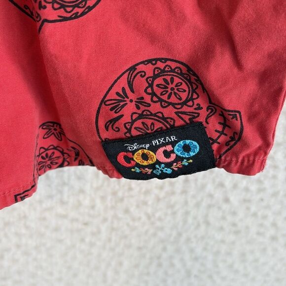 Disney Coco Dia de Los Muertos Shirt Boys Size 2T Red‎ Button Up Calaveras - Picture 2 of 6